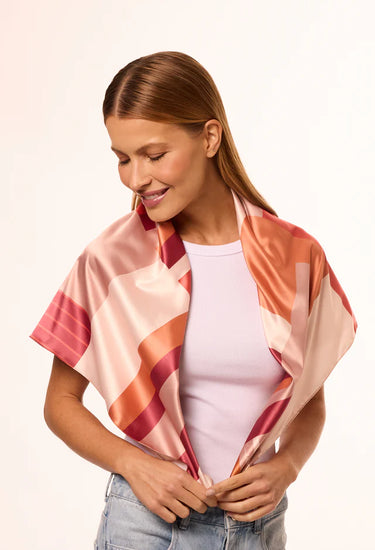 Pañuelo Geométrico Conceitual- Satén de Seda/ 90x90 - Scarfme | Bufandas, Pañuelos, Chales, Turbantes