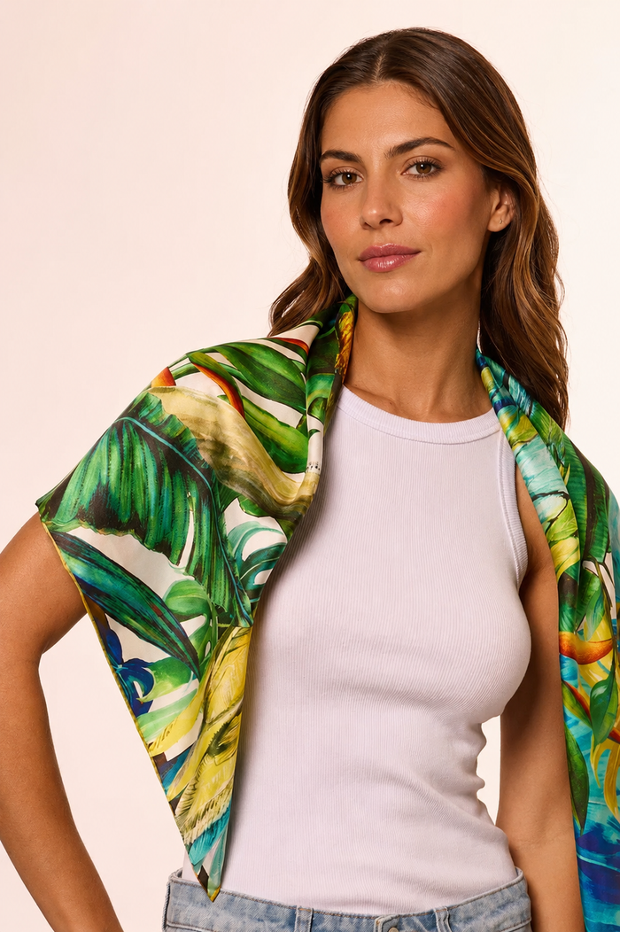 Pañuelo Araras do Brasil - Twill de Seda/ 90x90 - Scarfme | Bufandas, Pañuelos, Chales, Turbantes