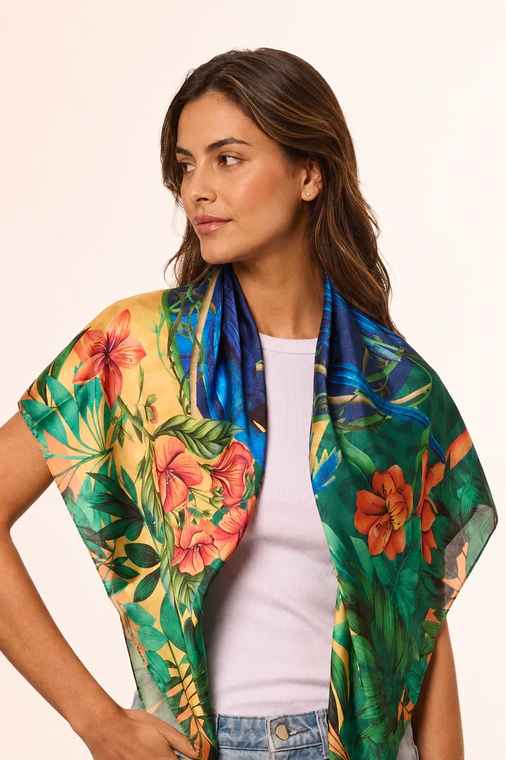 Pañuelo Brasil Tropical - Satén de Seda/ 90x90 - Scarfme | Bufandas, Pañuelos, Chales, Turbantes