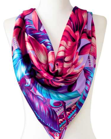Pañuelo Flor Flamingo - Satén de Seda/ 90x90 - Scarfme | Bufandas, Pañuelos, Chales, Turbantes