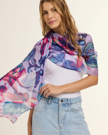 Chal Flor Flamingo- Mousseline de Seda/ 60x210 - Scarfme | Bufandas, Pañuelos, Chales, Turbantes