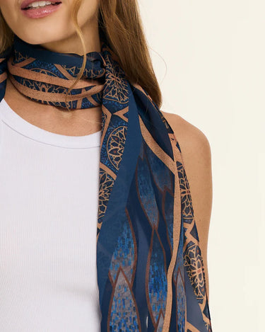 Chal Grand Mosque - Mousseline de Poliéster/ 45x210 - Scarfme | Bufandas, Pañuelos, Chales, Turbantes