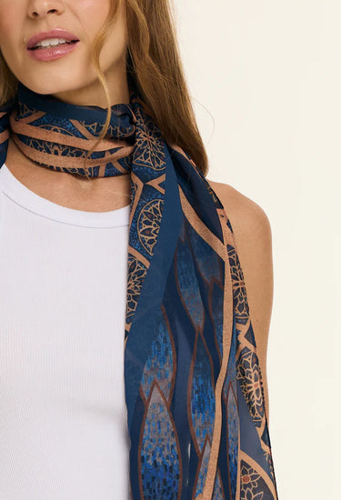 Chal Grand Mosque - Mousseline de Poliéster/ 45x210 - Scarfme | Bufandas, Pañuelos, Chales, Turbantes