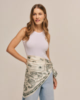 Pañuelo Bandana Gloriosa Off White - Satén de Seda/ 90x90 - Scarfme | Bufandas, Pañuelos, Chales, Turbantes