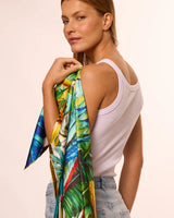 Pañuelo Araras do Brasil - Twill de Seda/ 90x90 - Scarfme | Bufandas, Pañuelos, Chales, Turbantes