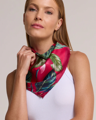 Pañuelo Flor Flamingo - Twill de Seda/ 65x65 - Scarfme | Bufandas, Pañuelos, Chales, Turbantes