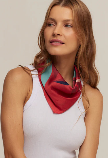 Pañuelo Julie- Satén de Seda/ 65x65 - Scarfme | Bufandas, Pañuelos, Chales, Turbantes