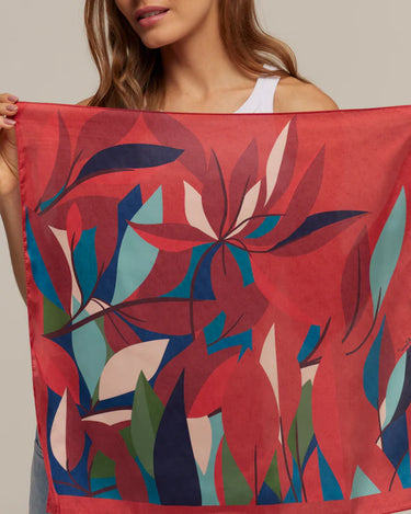 Pañuelo Julie- Satén de Seda/ 65x65 - Scarfme | Bufandas, Pañuelos, Chales, Turbantes