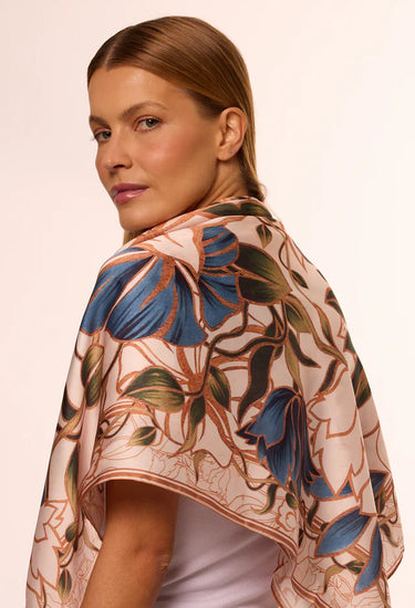 Pañuelo Marble Flowers - Satén de Poliéster/ 90x90