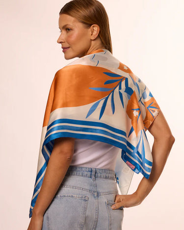 Pañuelo Santorini- Twill de Seda/ 65x65 - Scarfme | Bufandas, Pañuelos, Chales, Turbantes