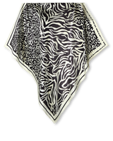 Pañuelo Print Selvagem- Satén de Seda/ 90x90 - Scarfme | Bufandas, Pañuelos, Chales, Turbantes