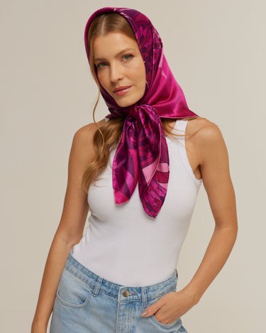 Pañuelo Ramos de Púrpura- Satén de Seda/ 90x90 - Scarfme | Bufandas, Pañuelos, Chales, Turbantes