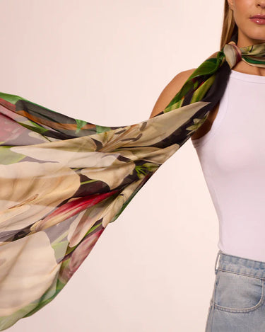 Max Pañuelo Daniela- Mousseline de Seda/ 130x130 - Scarfme | Bufandas, Pañuelos, Chales, Turbantes